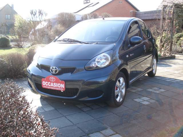 Toyota AYGO 1.0 I VVT-I  SERIE TORONTO