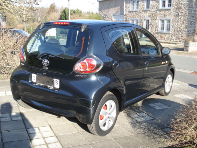 Toyota AYGO 1.0 I VVT-I  SERIE TORONTO