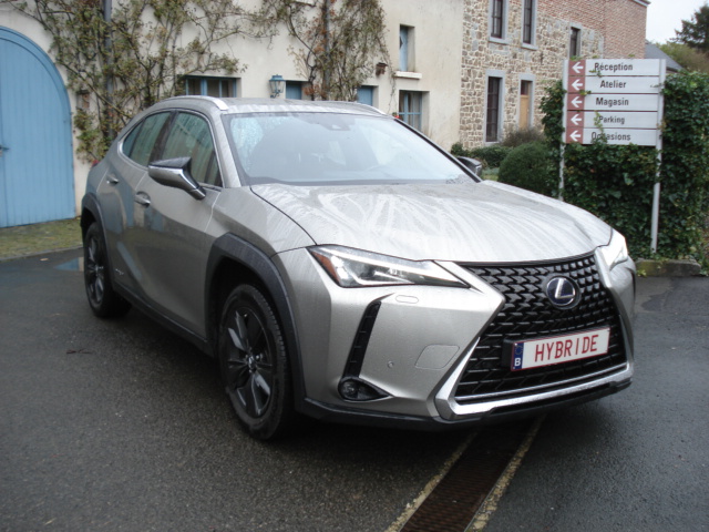 lexus UX 250h 2.0 HSB Business Line +