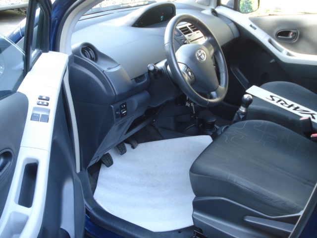 Toyota YARIS 5 Pörtes  1000 Série * Chill-out 