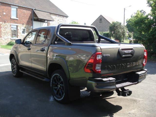 Toyota HILUX 2.8 D4D DOUBLE CABINE AUTOMATIQUE 