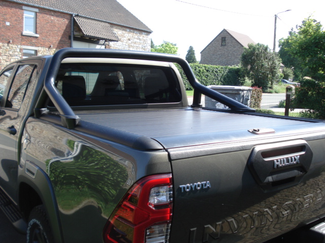 Toyota HILUX 2.8 D4D DOUBLE CABINE AUTOMATIQUE 